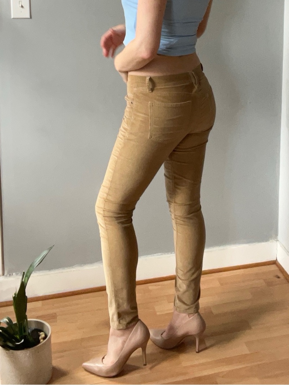 GAP 1969 Corduroy legging pants in tan